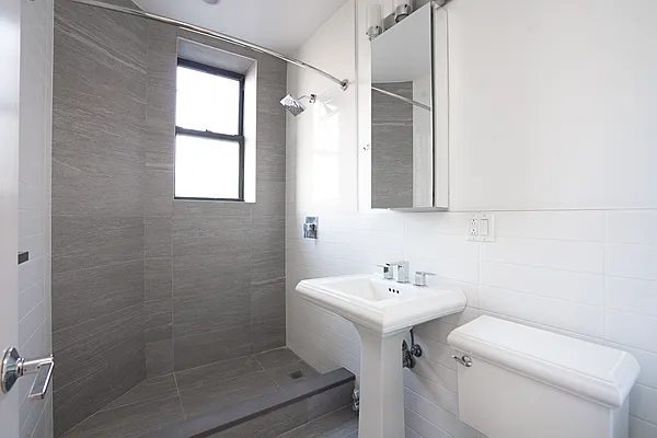 Rented by Compass | media 10