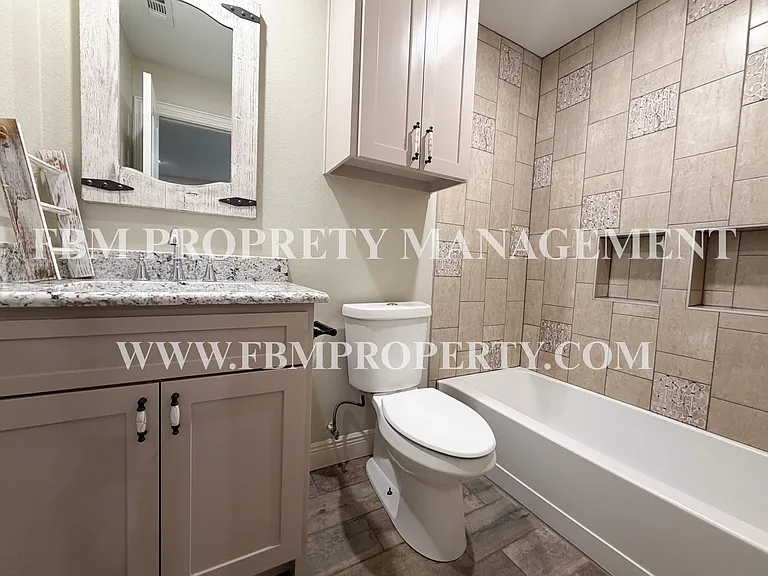 338 Post Oak Dr — Photo 21