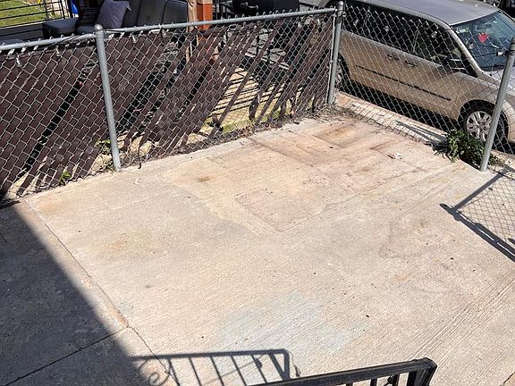 3rd image of 4320 Shelmire Ave