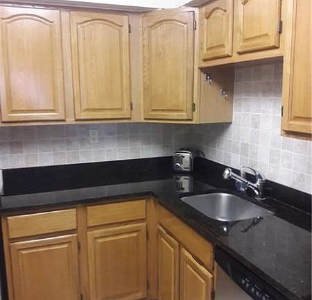 3rd image of 330 SE 19th Ave APT B