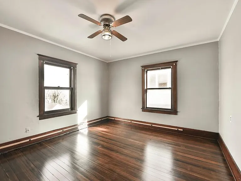 3122 Cass St — Photo 5