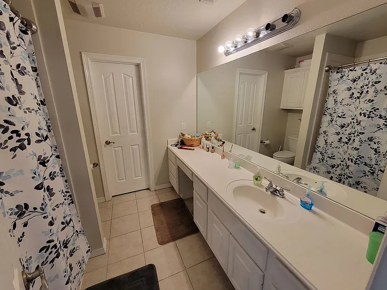 3707 Essen Loop — Photo 10