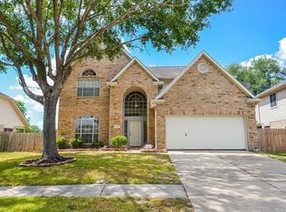 23119 N Waterlake Dr, Richmond, TX 77406