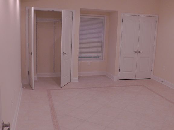 3rd image of 10025 Sinnott Dr
