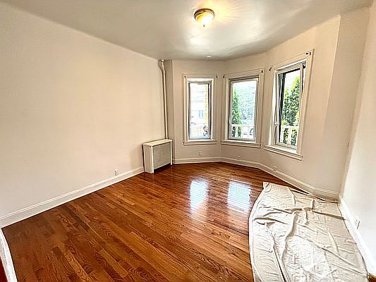 1st image of 2821 43rd St APT 1
