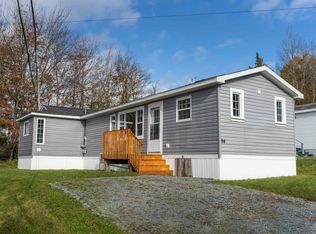 94 Brook St, Middle Sackville, NS B4E1C2