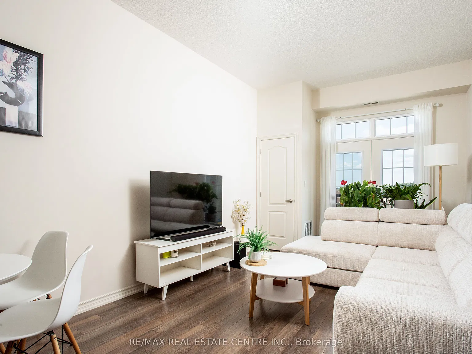 2 bed, $2,450 — Photo 4