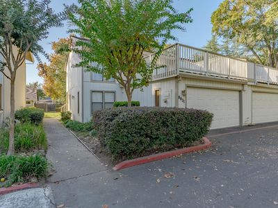 8031 La Riviera Dr, Sacramento, CA, 95826