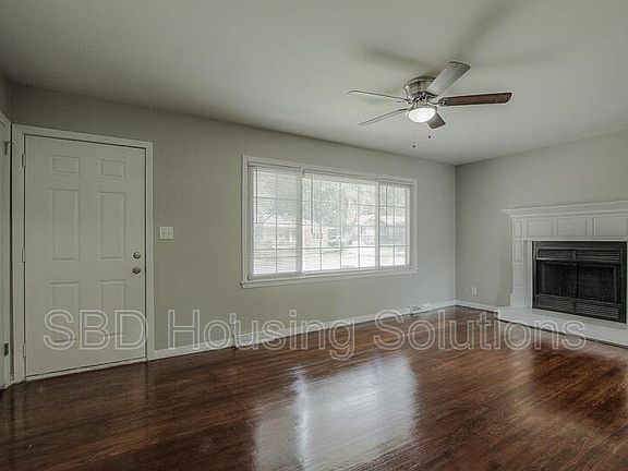 4th image of 6807 E 85th Ter