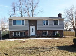 6637 Pebblespring Dr, North Chesterfield, VA 23234