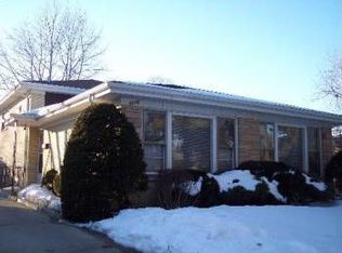 9042 Major Ave, Morton Grove, IL 60053