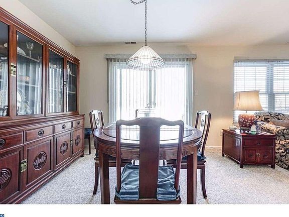 5th image of 5 Larkspur Ct