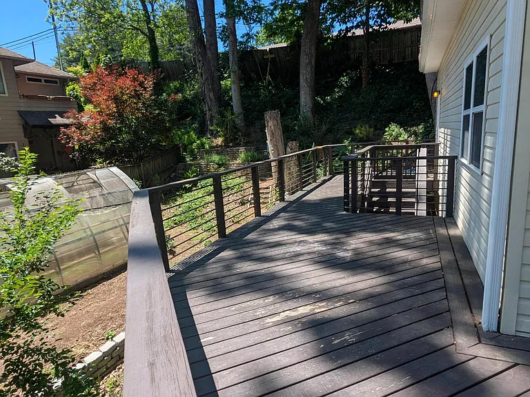 92 Haywood Rd — Photo 8