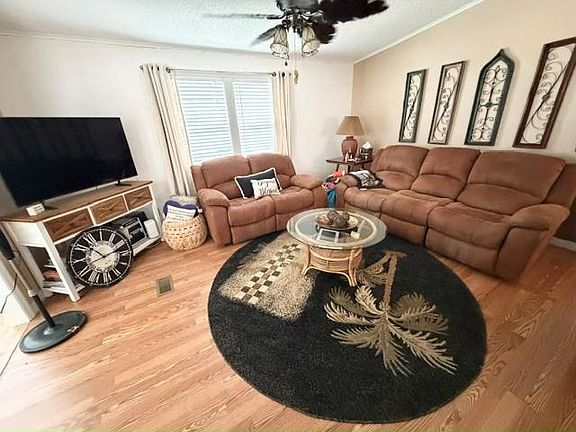 5th image of 5105 Avenida Del Tura #5105