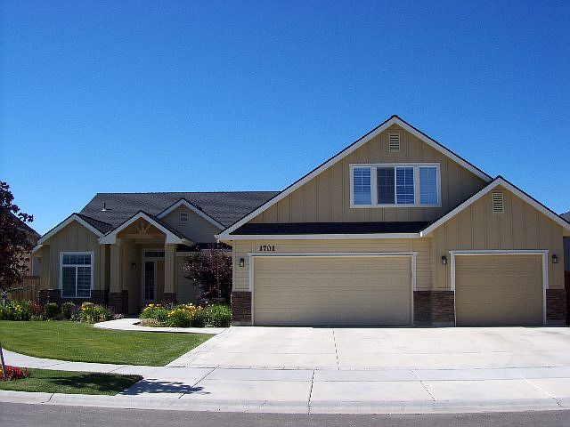 1st image of 1701 W Puzzle Creek Dr