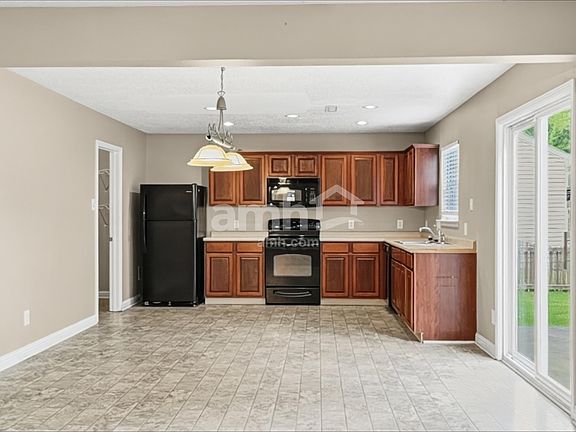 4th image of 10442 Juniper Breeze Dr