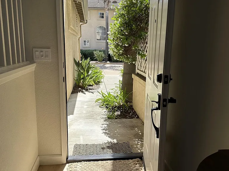1259 Natoma Way #C — Photo 40