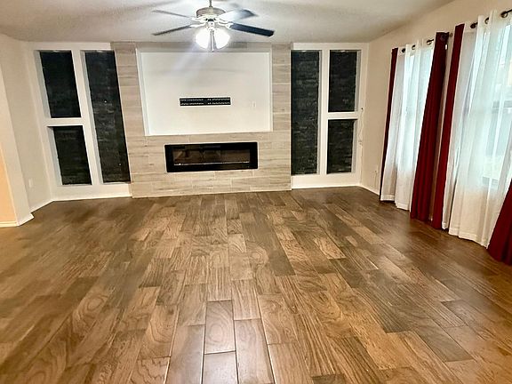 4th image of 409 Pargo Dr