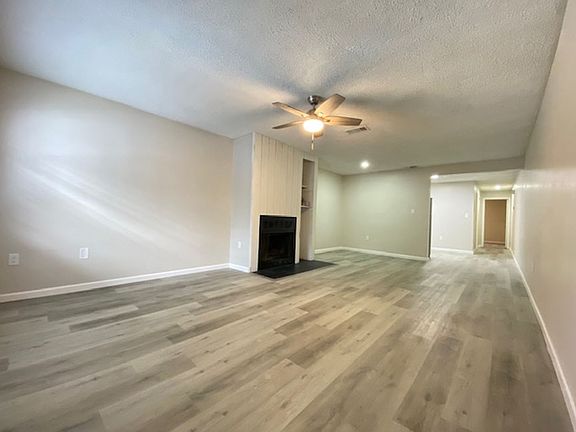 3rd image of 4203 NE 2nd Way APT 504