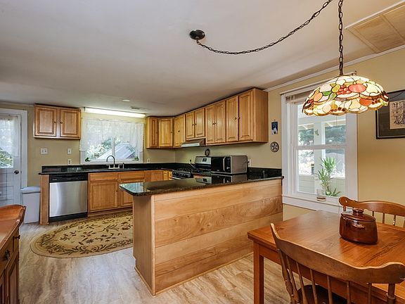 4th image of 211 Odell Loop