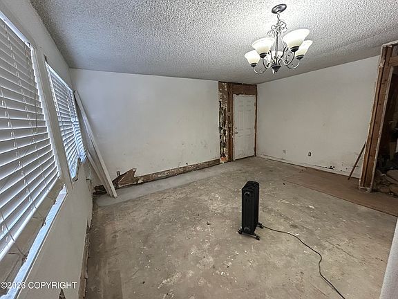 5th image of 7141 Weimer Rd APT 13