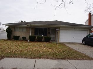 3858 Martin Rd, Warren, MI 48092