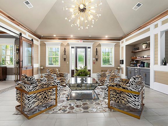 3rd image of 145 Cinnamon Dr #7325a6d49