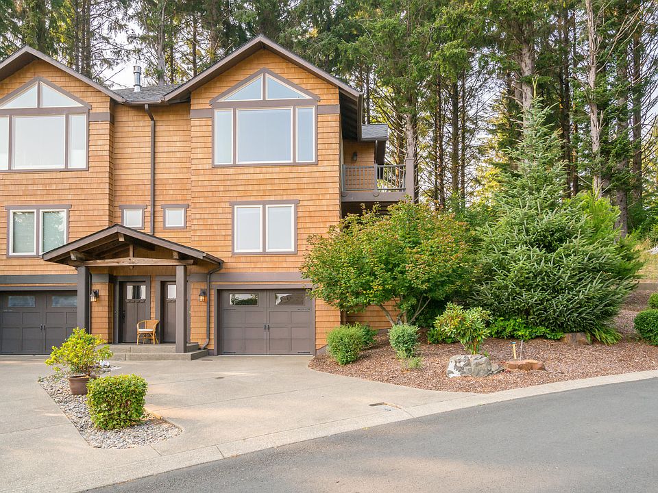 1st image of 3169 NE Cascara Ct