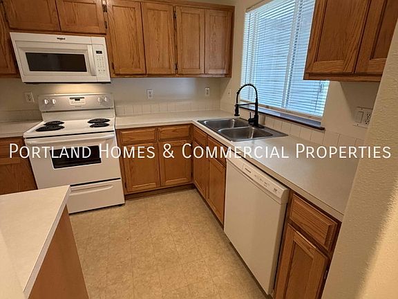 3rd image of 3456 SE Harvey St #3456