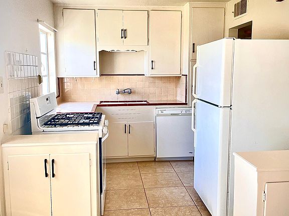 2nd image of 7729 E Verde Ln
