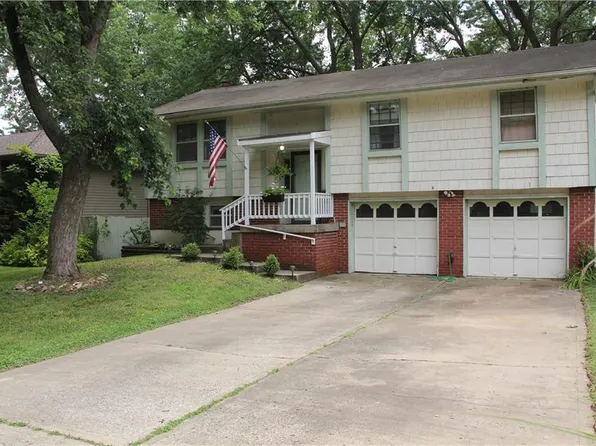 2105 NW 65th St, Kansas City, MO 64151