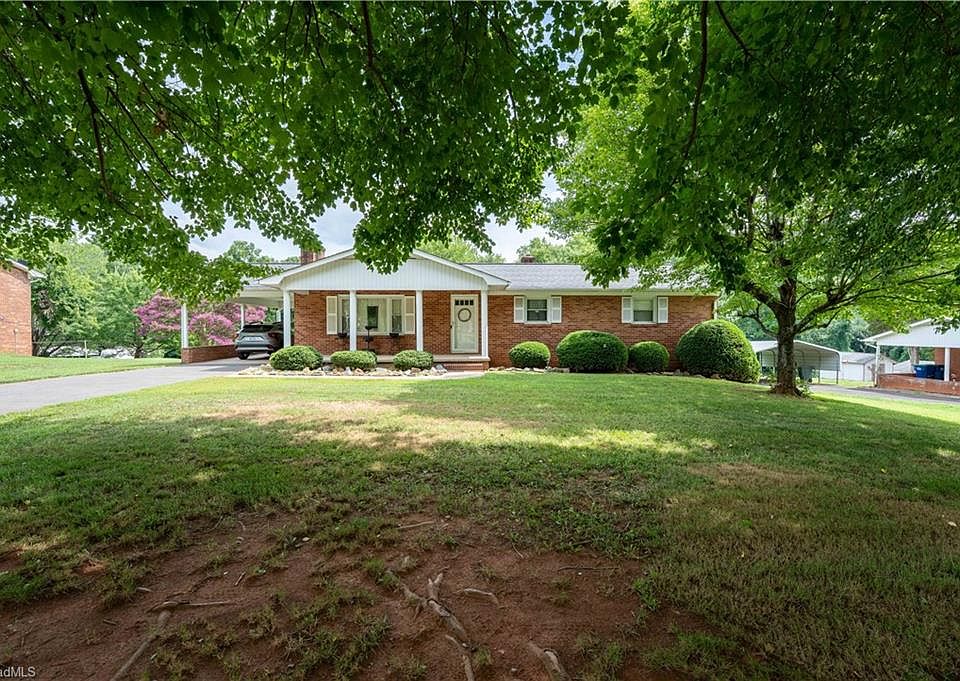 1st image of 740 Sommerdale Ct