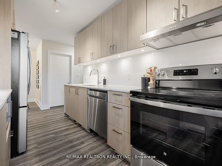4 Virgilwood Dr #LOWER — Photo 19