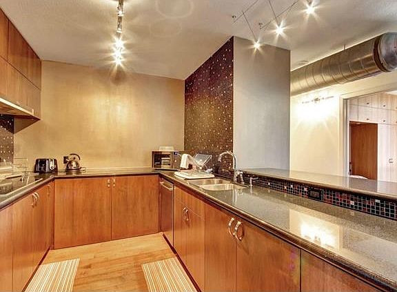 3rd image of 1801 Lavaca St APT 2G
