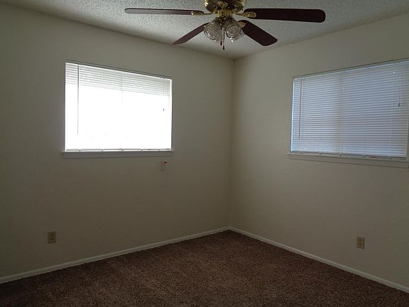 5th image of 626 Palm Grv