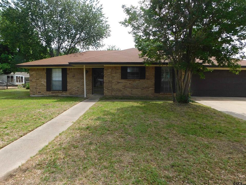 1st image of 1506 Royal Ln