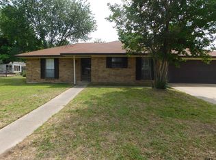 1506 Royal Ln, Mineola, TX 75773