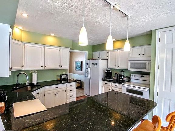 Beautiful Updated Kitchen