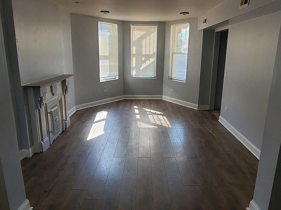 5th image of 3405 S Ashland Ave #1F