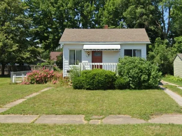 705 N Dewitt St, Bay City, MI 48706