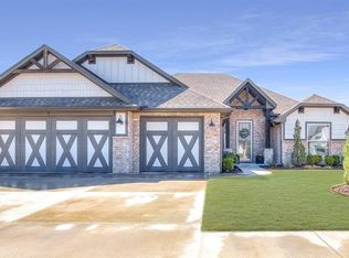 11028 NW 20th St, Yukon, OK 73099