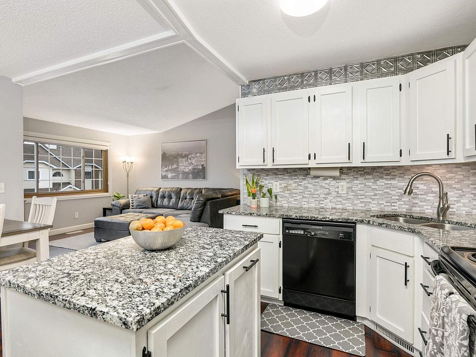 1st image of 4160 3rd St NE Unit 203