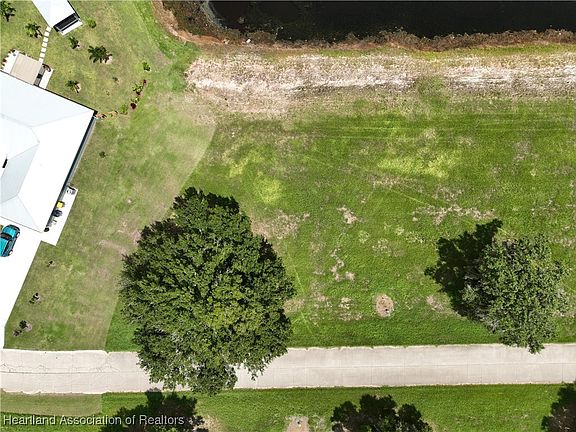 5th image of 1440 Blue Heron Dr