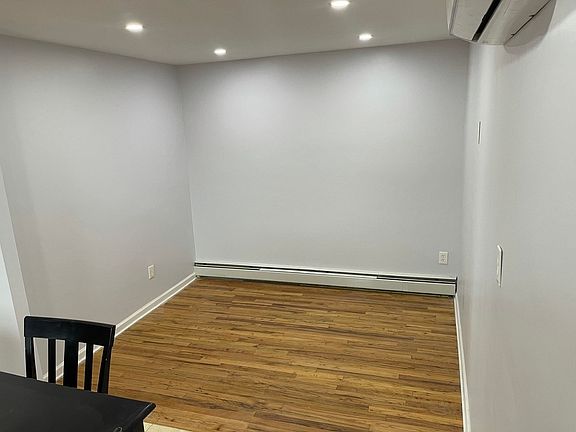 4th image of 9714 67th Ave #3R