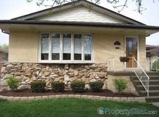 6817 N Dowagiac Ave, Chicago, IL