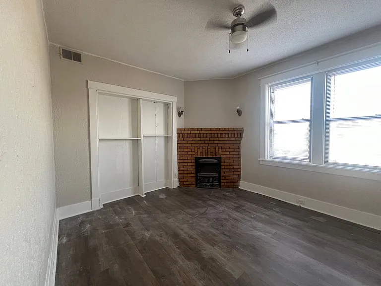 300 Belgrade Ave #401 — Photo 25