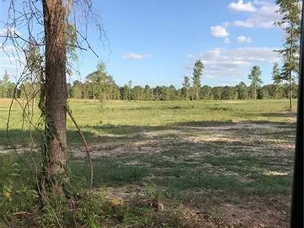57 Herring Rd, Boyce, LA 71409