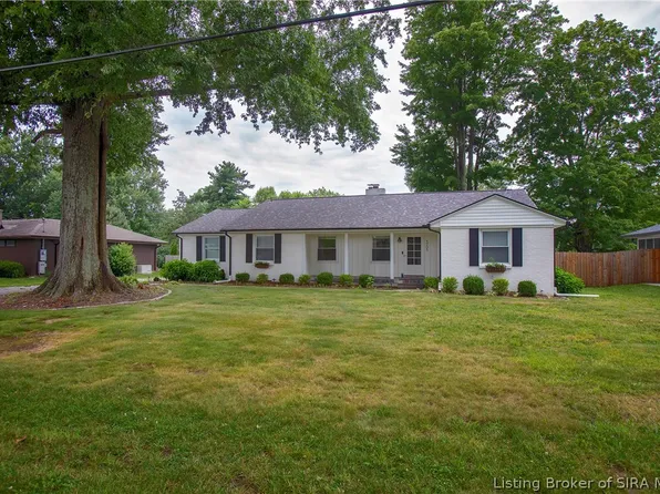 1705 Crestview Drive, New Albany, IN 47150