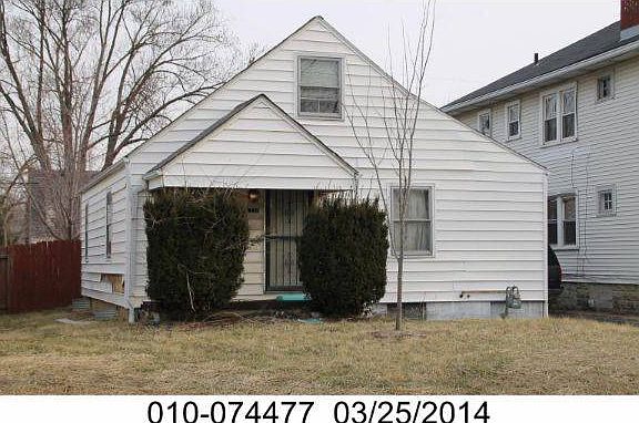 2nd image of 1336 E Hudson St