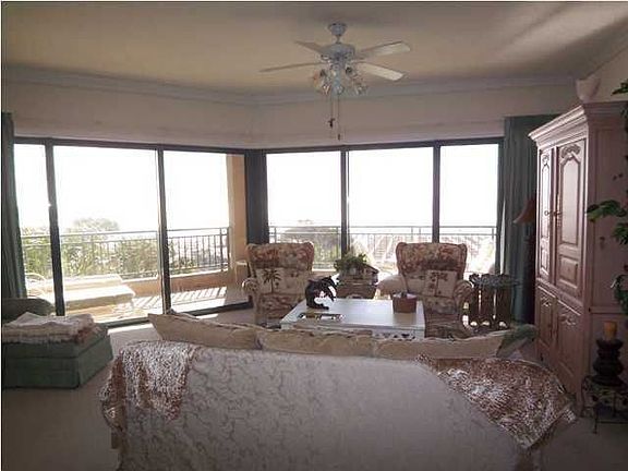 4th image of 4408 Southwinds Dr